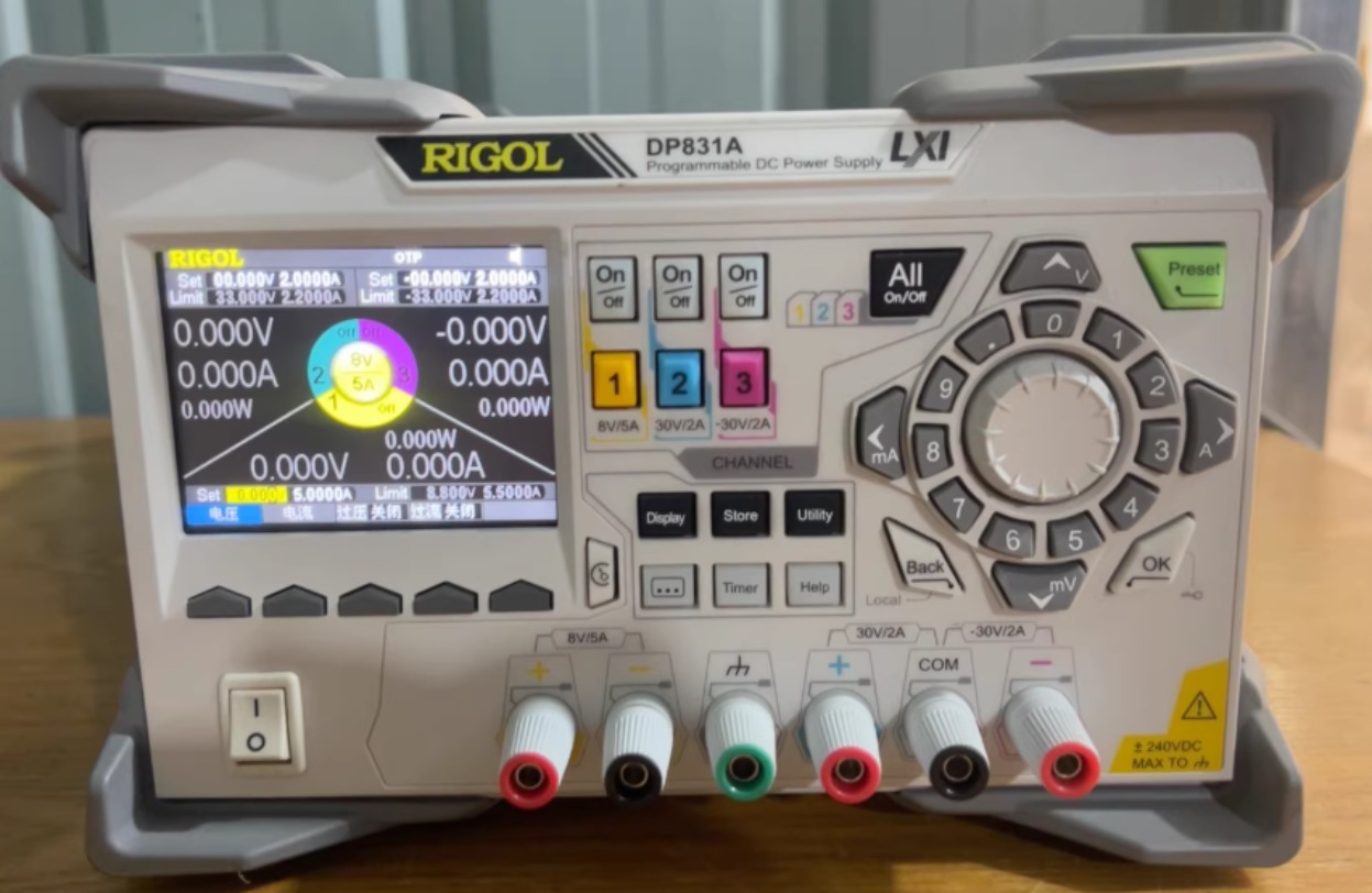 Linear Dc Power Supply Triple Output - 1 قطعة Rigol DP831A مخرج ثلاثي